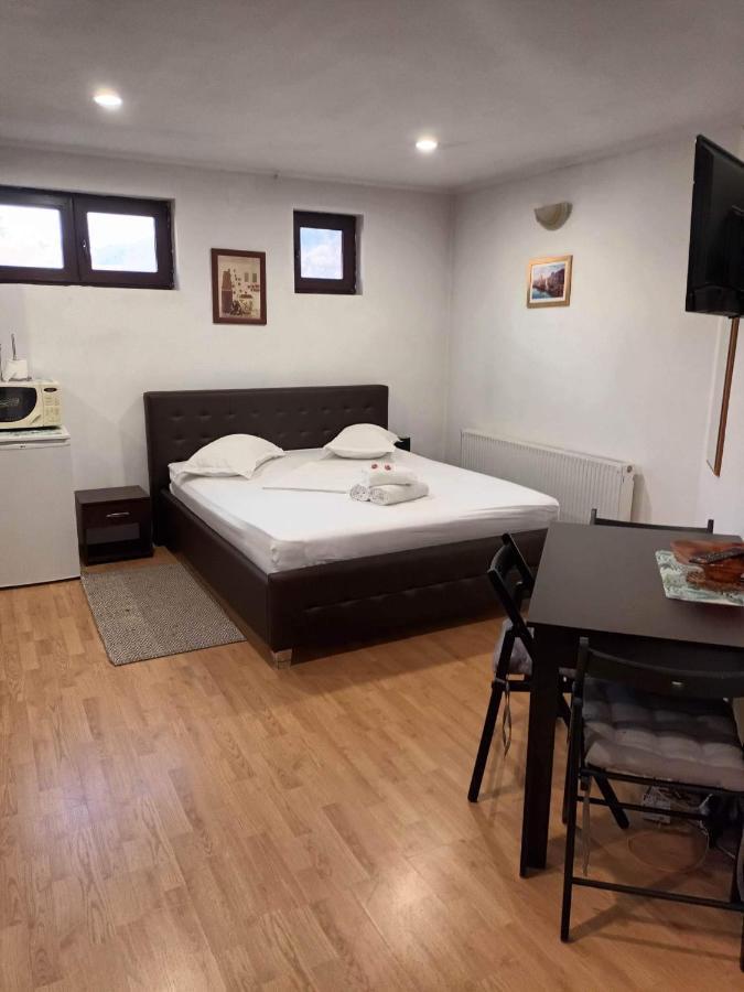 Apartmán Apartament Relax Călimăneşti Exteriér fotografie